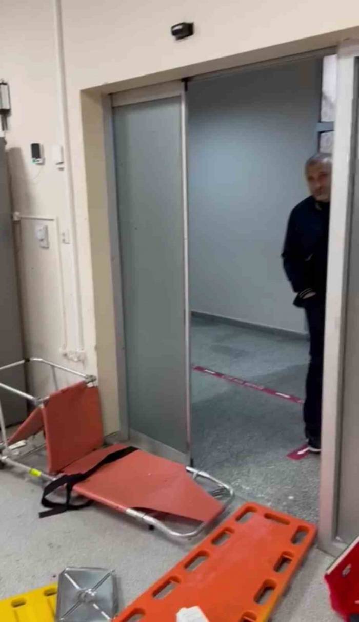 Acil Servisi Birbirine Kattı