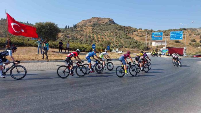 Bisikletçiler Söke’de Coşkuyla Karşılandı