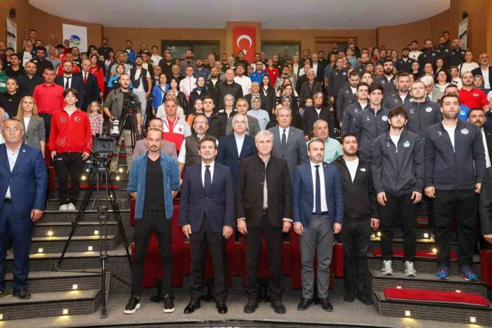 Başkan Yüce: “Spor Alanında Sakarya’nın Adını Dünyaya Duyuruyoruz”
