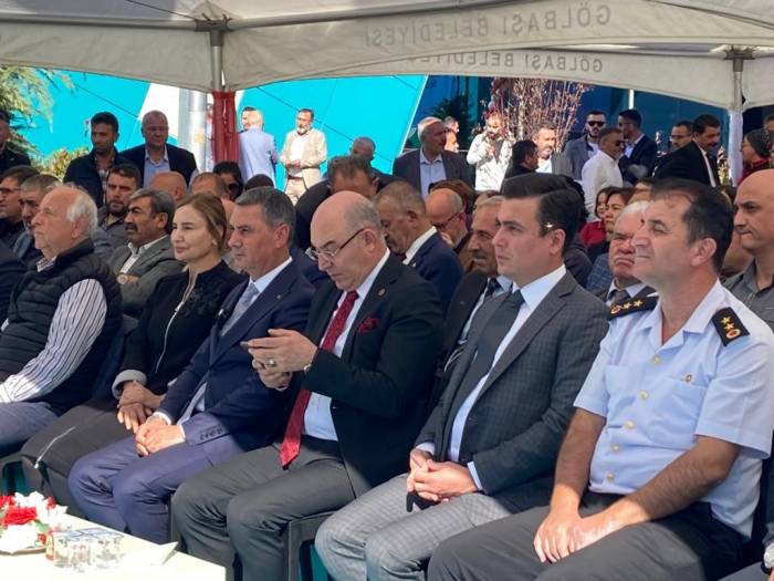 Gölbaşı Belediyesi Buz Pateni Ve Tırmanma Spor Salonu Açtı