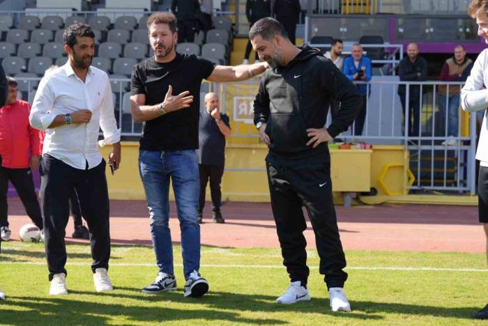 Diego Simeone’den, Eyüpspor’a Ziyaret