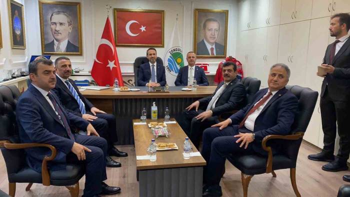 Bakan Bayraktar, Togg’un Direksiyonuna Geçti