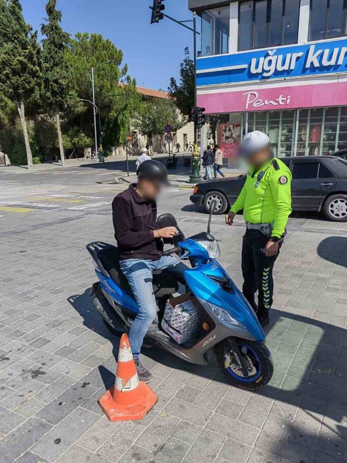 Burdur’da 55 Araca Para Cezası Uygulanarak 12 Araç Trafikten Men Edildi