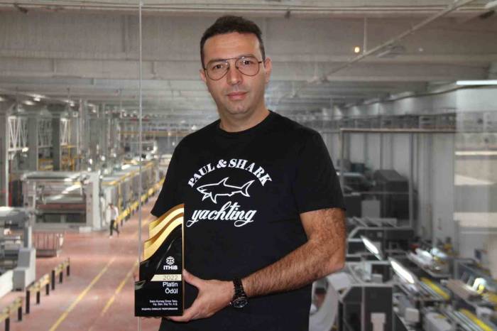 Elazığ’ı İhracatta Dünyada Temsil Eden Firmaya, Platin Ödülü Verildi