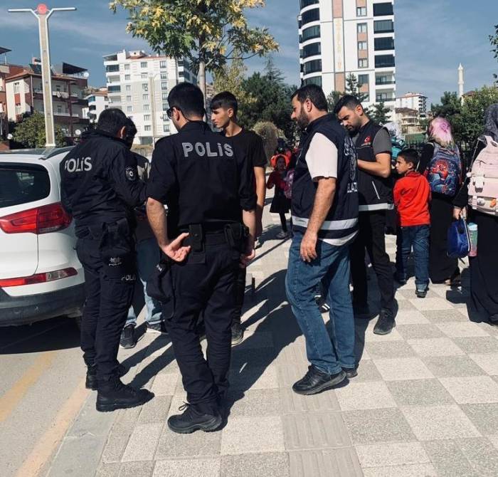 Elazığ’da Okul Önü Denetimleri Aralıksız Sürüyor