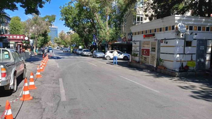 Kontrolden Kaçan Alkollü Sürücü Yayalara Çarptı: 1 Ölü, 1 Yaralı