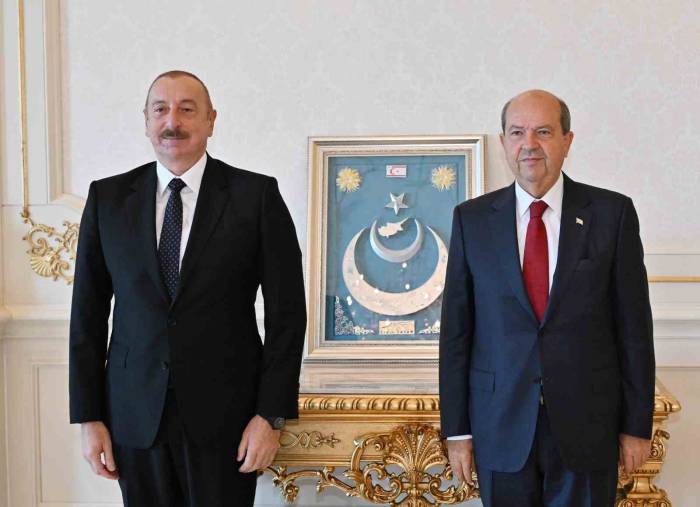 Aliyev, Kktc Cumhurbaşkanı Tatar İle Görüştü