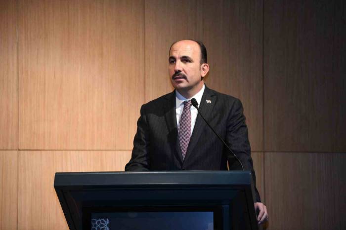 Başkan Altay: “İsrail Savaş Değil, Katliam Ve Soykırım Yapıyor”