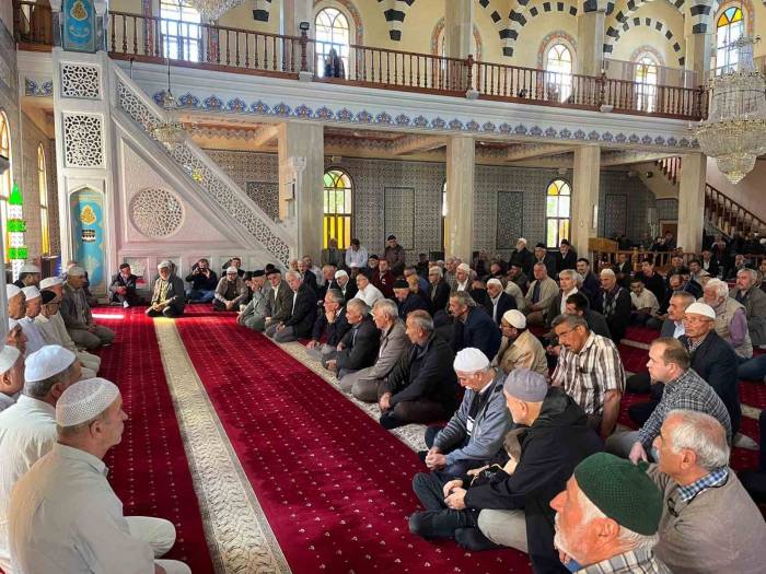 Kastamonu’da 44 Umreci, Kutsal Topraklara Uğurlandı