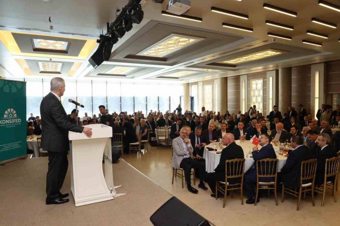 Ticaret Bakanı Bolat: “Bu Yıl Milli Gelirimiz 1 Trilyon Doları Geçecek”