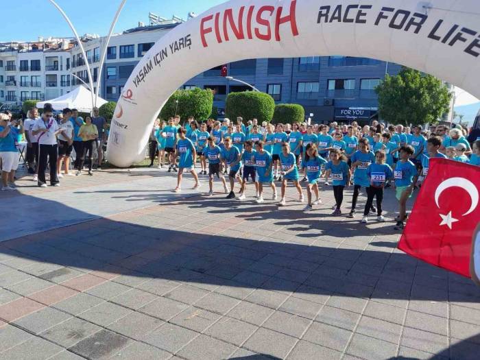 Fethiye’de “Yaşam İçin Yarış” Koşusu Düzenlendi
