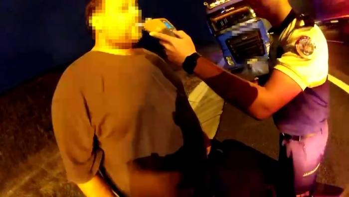 Trafik Jandarmasından Şoföre ’tik Tok’ Cezası