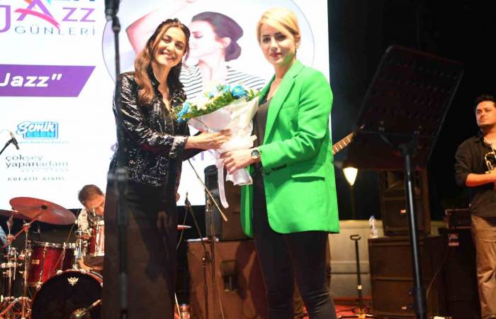 Seran Bilgi Coşturdu