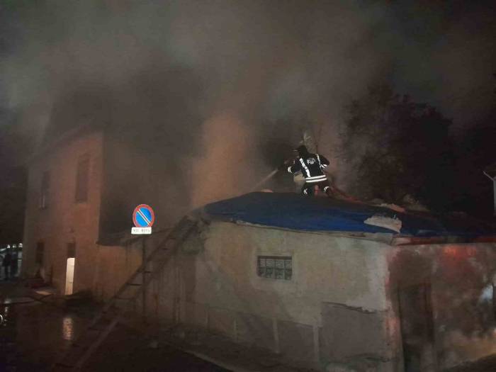 Konya’da Ev Yangını