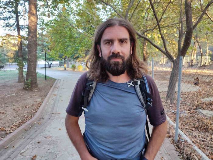 Covid-19’dan Vefat Eden Annesinin Anısına Fransa’dan Yürüyüşe Başlayan Etemoğlu Türkiye’ye Ayak Bastı