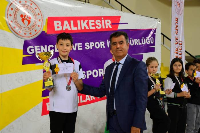 Cumhuriyet Kupası 2. Satranç Turnuvası Sona Erdi