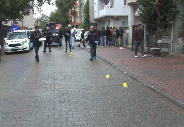 Esenyurt’ta Kıraathaneye Silahlı Saldırı: 2 Yaralı