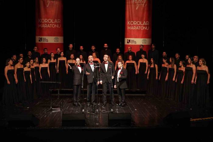 Türkiye’nin Koroları Nilüfer’de Müzik Şöleni Yaşattı