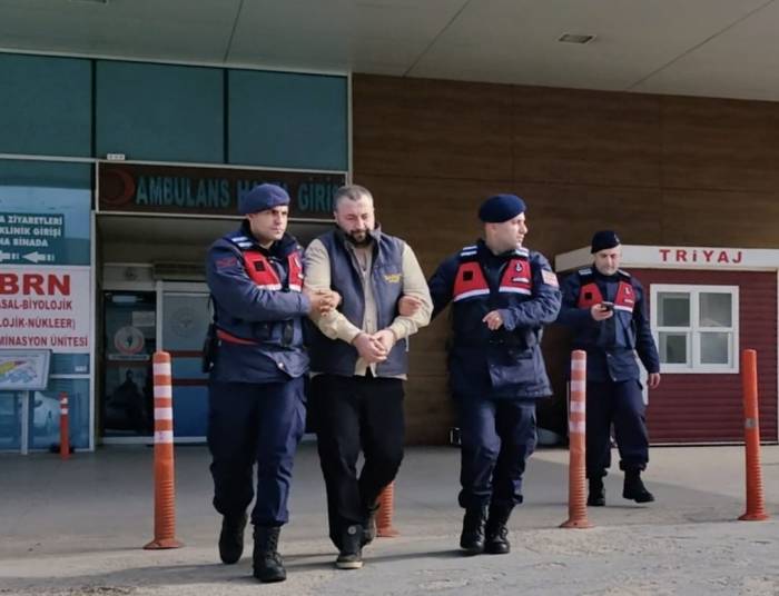 Babasını Taşla Yaralayıp Sağlık Ekiplerini De Rehin Alan Şahıs Tutuklandı