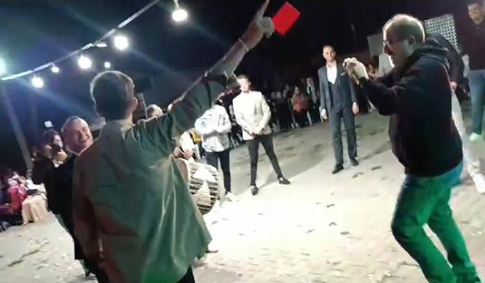 Damada Düğününde ’kırmızı Kart’