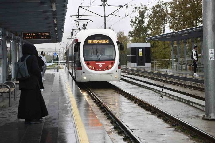 Samsun’a 1 Milyar Liralık Yatırım: 10 Yeni Tramvay Alınıyor