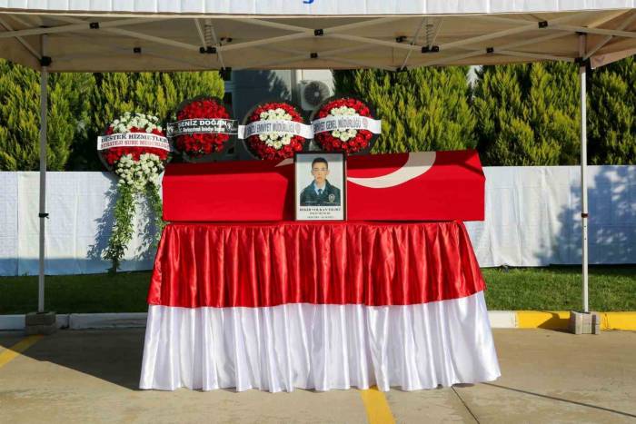 Vefat Eden Polis Memuru İçin Tören Düzenlendi