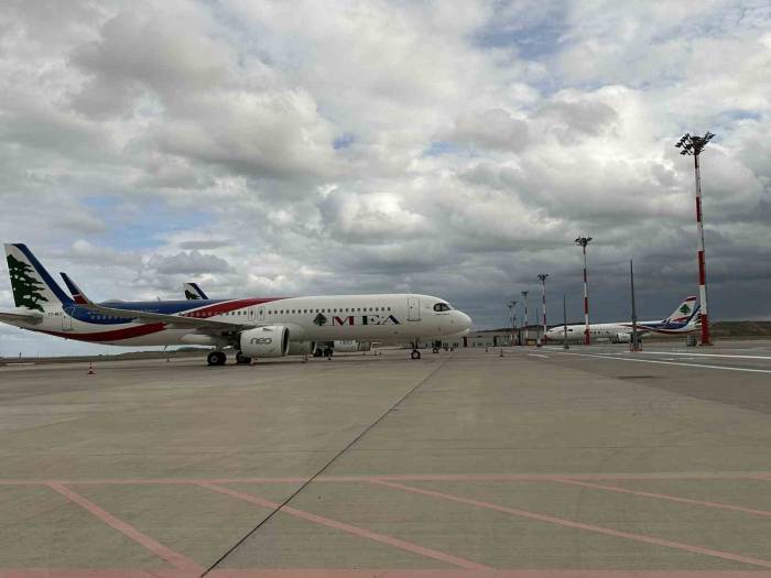 Lübnan’ın Ulusal Havayolu 5 Uçağını Türkiye’ye Gönderdi