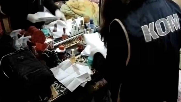 Yabancı Uyruklu Şahıslara Usulsüz Ve Sahte Belgelerle Geçici İkamet Çıkaran Şüphelilere Eş Zamanlı Operasyon