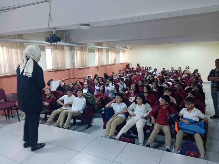 Kütahya’da Öğrencilere Gıda Ve Su İsrafı Farkındalık Eğitimi