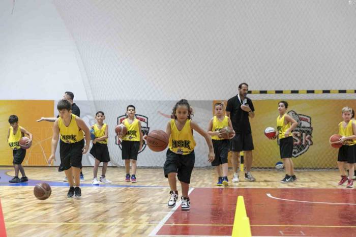 Msk Alt Yapıdan Basketbolcular Yetiştirmeye Başladı