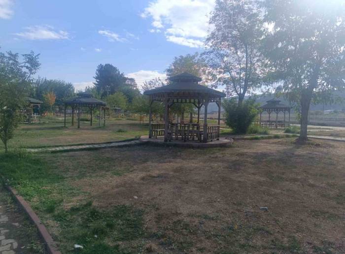 Kezer Çayı Sonbaharda Sessizliğe Büründü