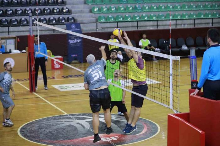 Denizli’de ’gelin Sporda Buluşalım’ Projesi Hayata Geçiyor