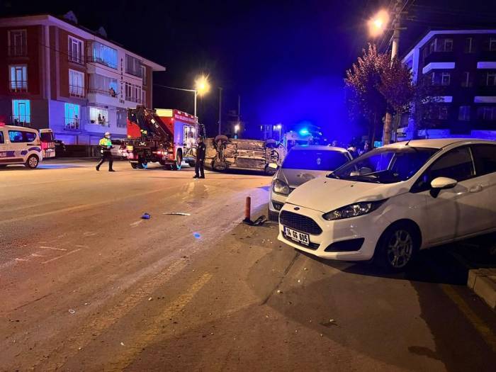 Alkollü Sürücü Ortalığı Birbirine Kattı: 1 Yaralı