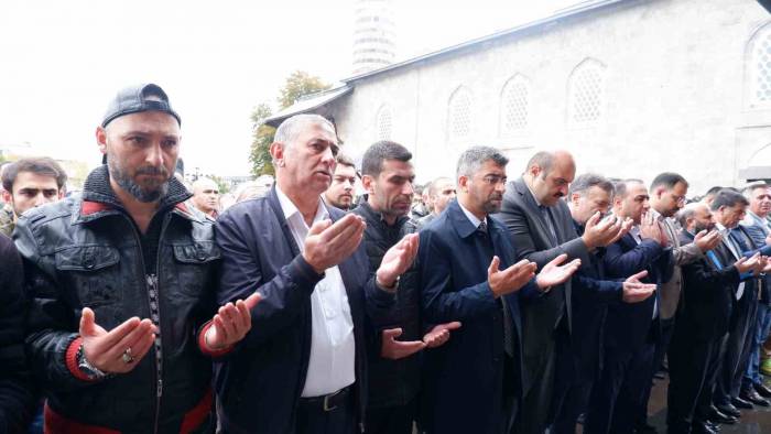 Filistin’de Hayatını Kaybedenler İçin Erzurum’da Gıyabi Cenaze Namazı Kılındı