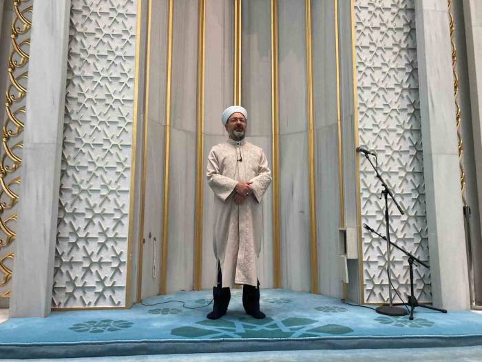 Gazze’de Hayatını Kaybedenler İçin Gıyabi Cenaze Namazı Kılındı