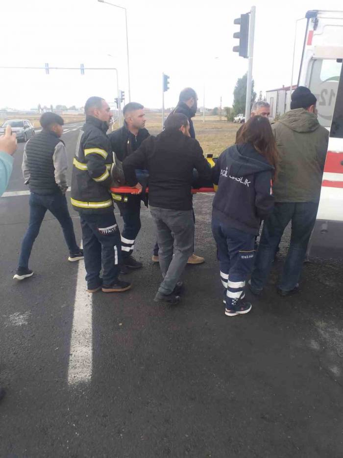 Kars’ta Trafik Kazası: 7 Yaralı