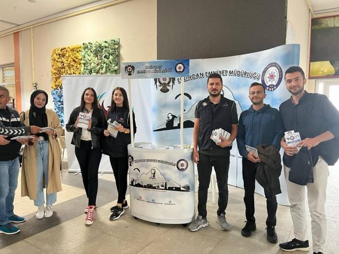 Üniversite Öğrencilerine Polisten Bilgilendirme