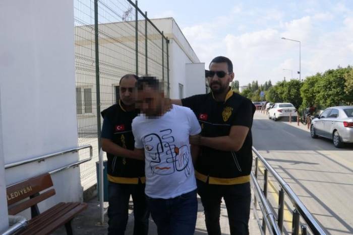 1 Kişiyi Öldüren, 3 Kişiyi Yaralayan Şüpheli Tutuklandı