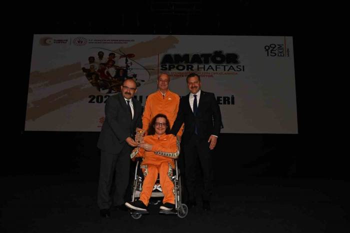 Balıkesir Büyükşehir Belediyesi’nden Amatör Spor Kulüplerine 30 Milyon Tl Destek