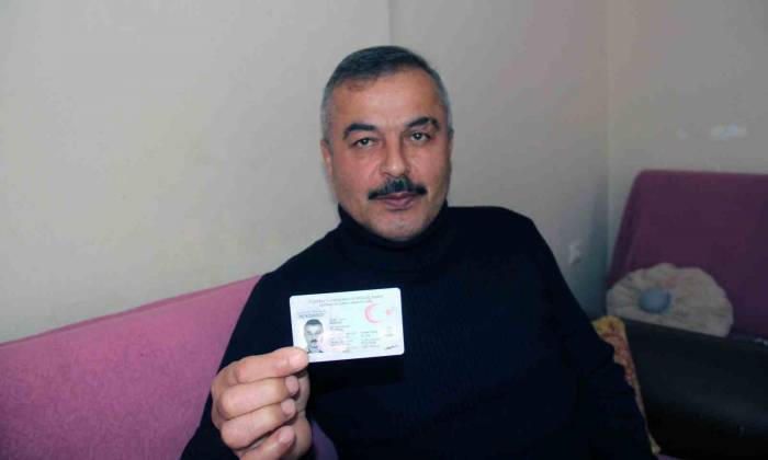 Kimlik Hatası Hayatını Kararttı, 38 Yıl Kadın Kimliğiyle Yaşadı