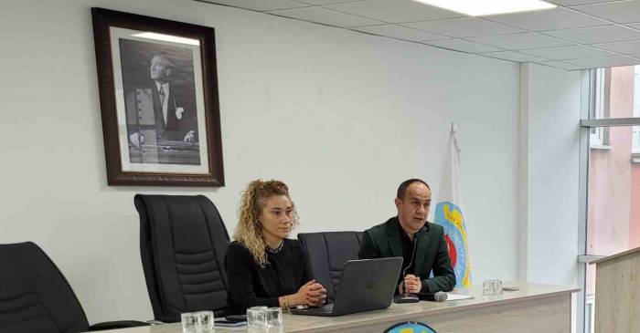 Fındıkta Kahverengi Kokarca İle Mücadele İçin Muhtarlar Bilgilendirildi