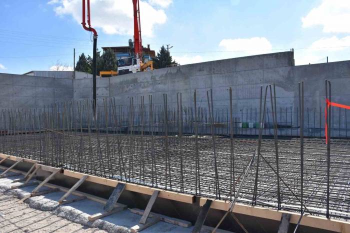 Karapınar’da Hayırseverlerin Katkılarıyla Yaptırılan Sağlık Ocağının Temeli Atıldı