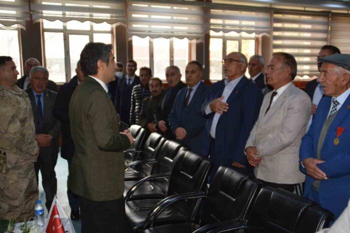 Sarıkamış’ta Muhtarlar Günü Kutlandı