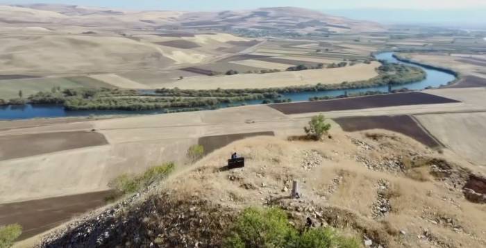 ’kusursuz Kulak’ Bager Duyarsız Kalmadı, Küresel Isınma İçin Piyanonun Başına Geçti