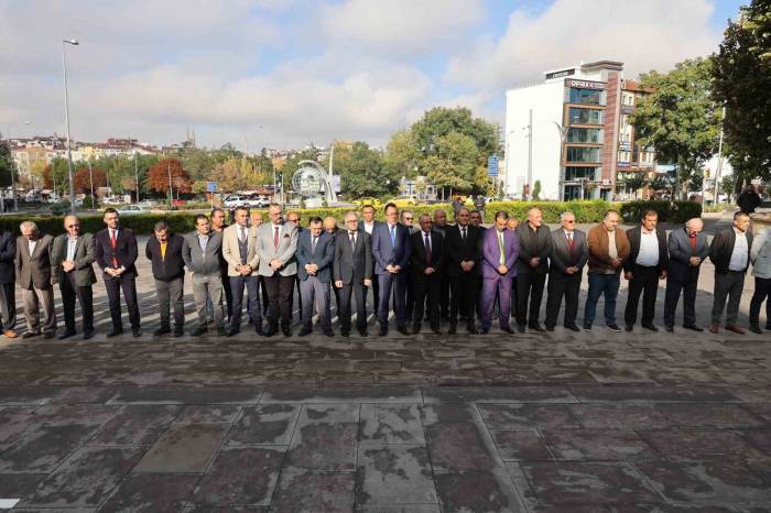 Başkan Savran, Muhtarların Gününü Kutladı