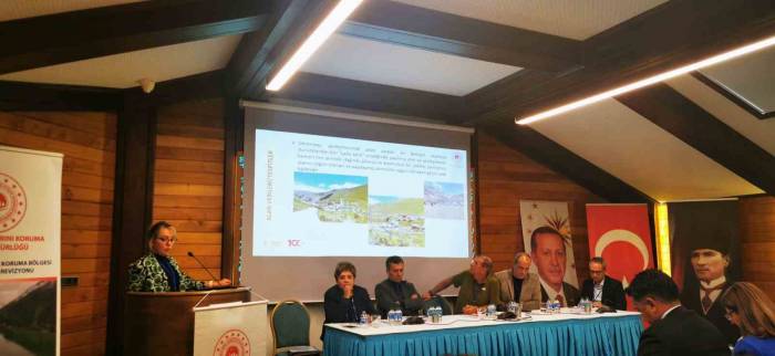 Uzungöl’ün Özel Çevre Koruma Bölgesi Yönetim Planı Revizyonu İçin Toplandılar