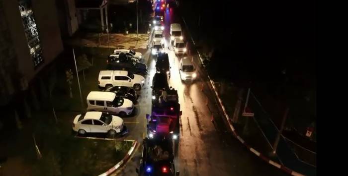 Van’da 27 Adrese Hava Destekli Eş Zamanlı Operasyon