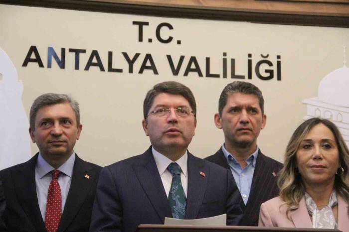 Bakan Tunç: "İsrail Uluslararası Anlaşmaları Çöpe Atıyor"