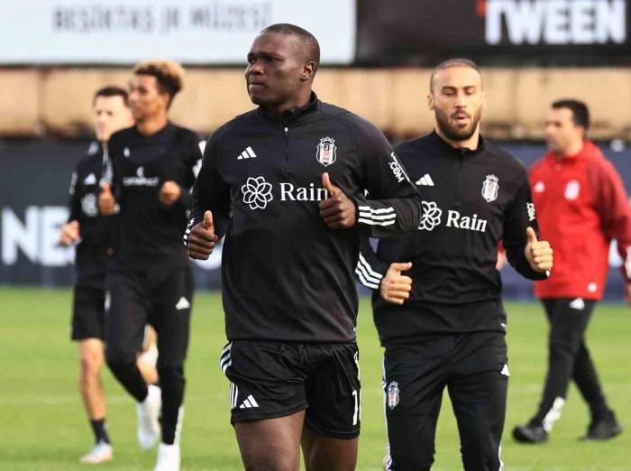 Beşiktaş, Galatasaray Maçı İçin Kampa Girdi