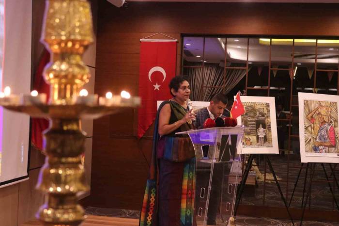 Sri Lanka Bursa Türkiye Fahri Konsolosu Yıldız: "Temennimiz En Kısa Zamanda 500 Milyon Dolara Çıkmaktır"